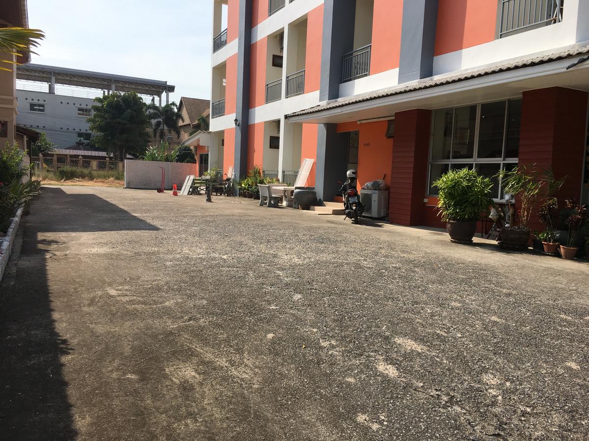 Baan Pak I-Un Hua Hin Hotel Exterior photo